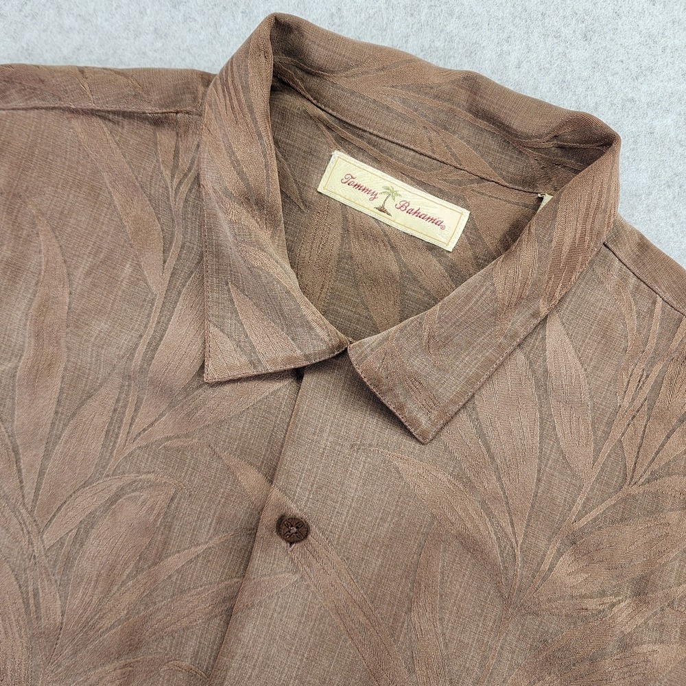 Tommy Bahama Men's L Silk Brown‎ Tropical Short Sleeve Button Front Shirt
